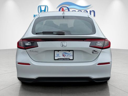 Used 2023 Honda Civic EX-L image 4