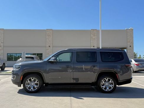 Used 2022 Jeep Wagoneer Series I w/ Convenience Group I RWD image 9