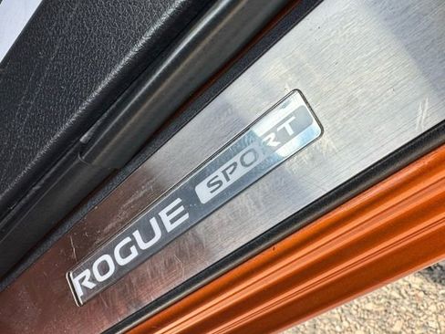 Used 2022 Nissan Rogue Sport SL w/ Premium Package image 41