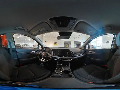 Used 2025 Kia Sportage LX FWD image 42