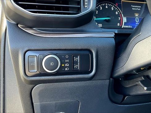 Used 2023 Ford Explorer Limited image 16