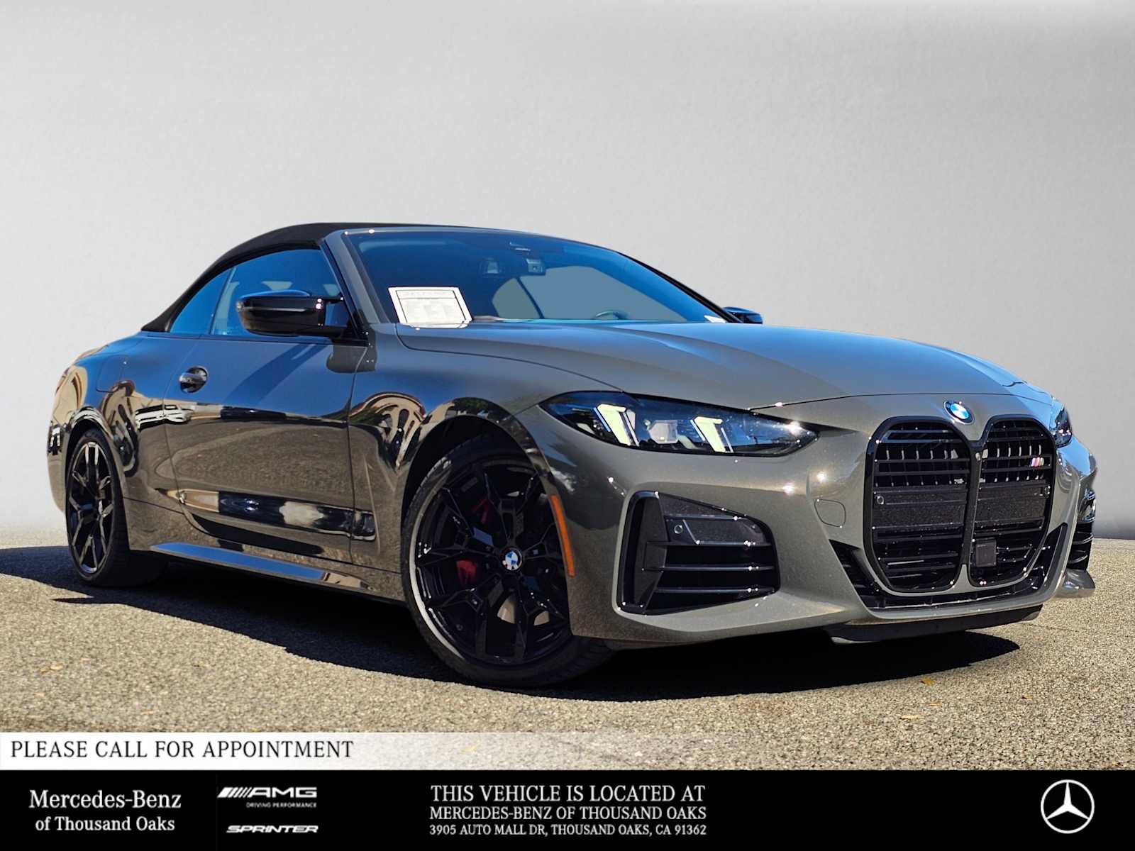 Used 2026 BMW M440i Convertible w/ Premium Package RWD image 1