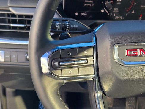 Certified 2025 GMC Acadia Elevation image 29