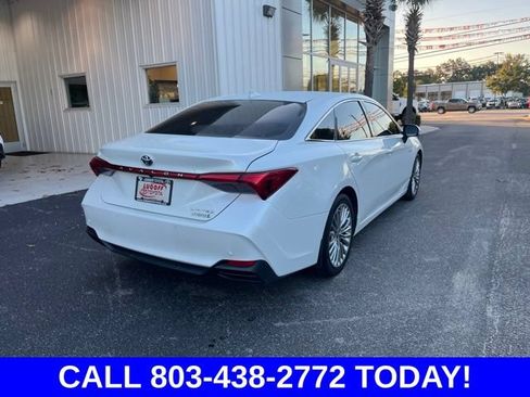 Used 2021 Toyota Avalon Limited w/ Advanced Safety Package FWD image 3