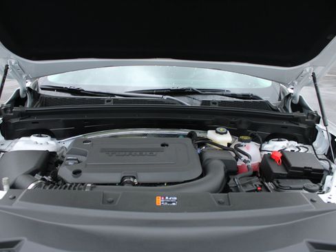 New 2025 Buick Envision Sport Touring image 6