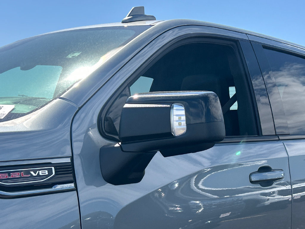 New 2026 GMC Sierra 1500 AT4 w/ AT4 Premium Package AWD/4WD image 14