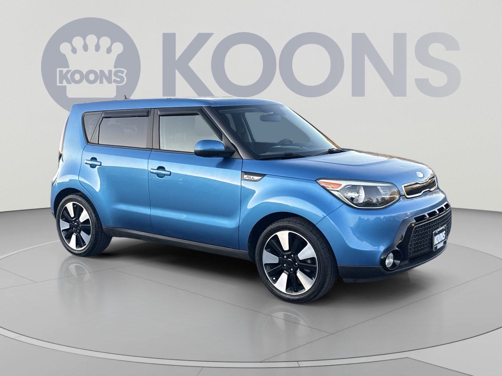 Used 2016 Kia Soul + w/ Designer's Package FWD image 2