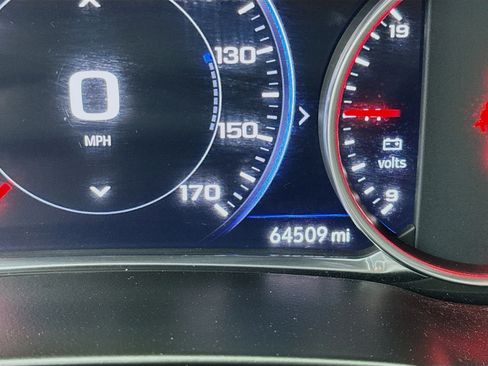 Used 2020 Chevrolet Blazer Premier w/ LPO, Black Grille Bar Package image 8