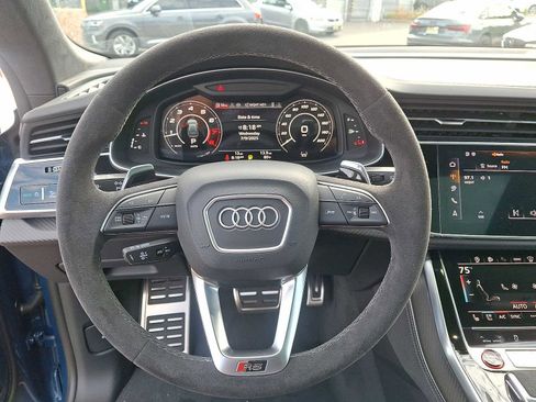 New 2025 Audi RS Q8 performance image 9