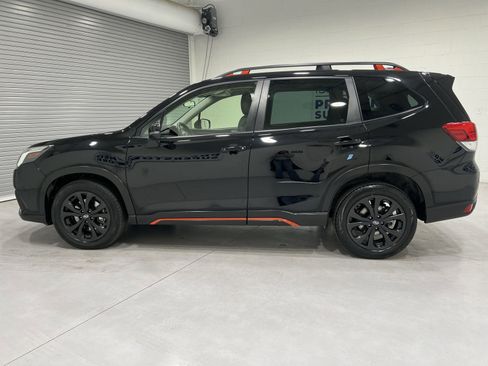 Used 2023 Subaru Forester Sport image 5