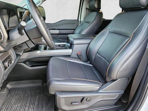 Used 2025 Ford F250 Lariat w/ FX4 Off-Road Package image 16