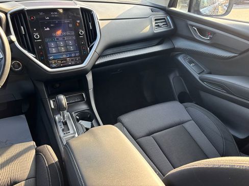Used 2023 Subaru Ascent Premium w/ Convenience Package image 21