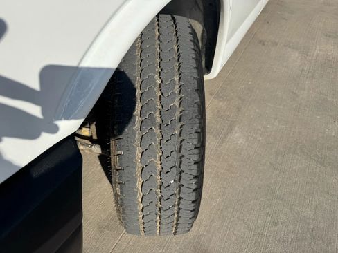 Used 2020 Chevrolet Express 3500 LS image 19