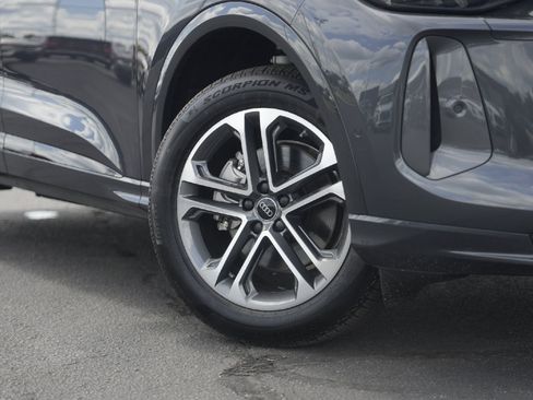 New 2025 Audi Q5 Premium image 2