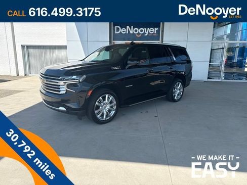 Used 2024 Chevrolet Tahoe High Country AWD/4WD image 1