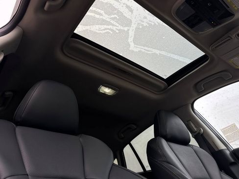 Used 2023 Subaru Impreza 2.0i Limited w/ Popular Package #3 image 18