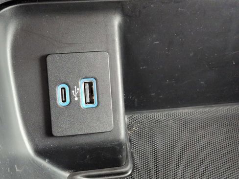 Certified 2021 Ford F150 XLT w/ Equipment Group 302A High image 36