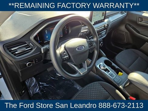 Certified 2025 Ford Escape Active image 3