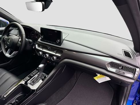Used 2025 Acura Integra A-Spec FWD image 34