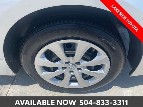 Used 2025 Toyota Corolla LE FWD image 12