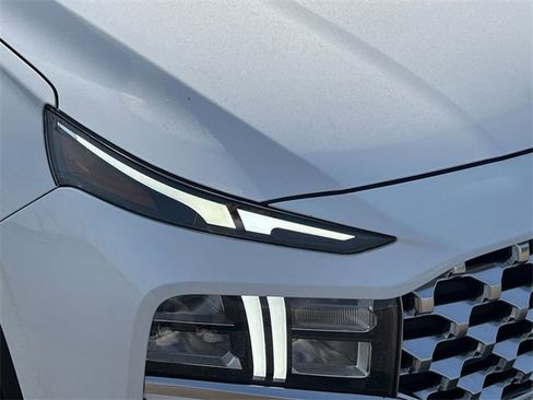 Used 2023 Hyundai Santa Fe SEL w/ Premium Package image 15
