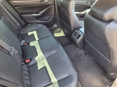 Certified 2018 Honda Accord EX-L image 19