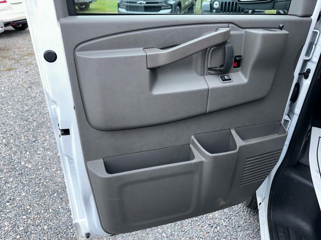 Used 2025 Chevrolet Express 2500 w/ Driver Convenience Package RWD image 21