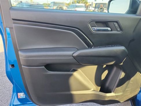 Used 2024 GMC Canyon Elevation w/ Convenience Package image 15