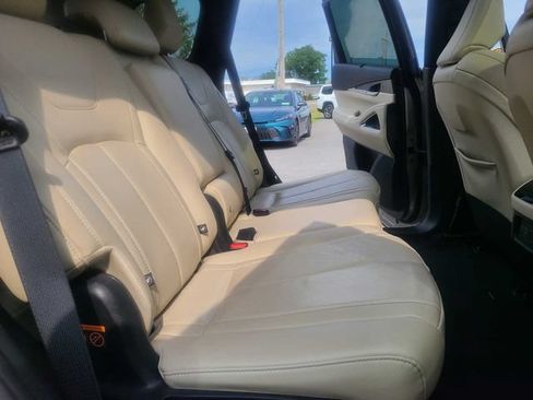 Used 2023 INFINITI QX60 Luxe w/ Performance Audio Package AWD/4WD image 26