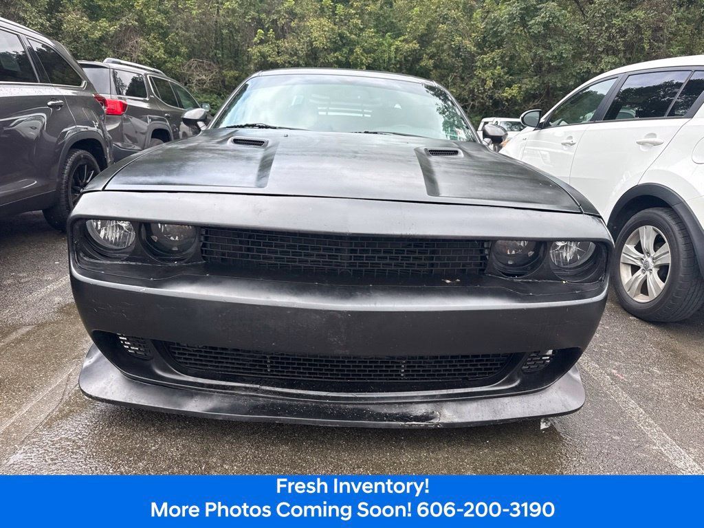 Used 2014 Dodge Challenger SXT w/ Sound Group RWD image 2
