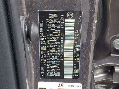 Used 2021 Toyota Camry SE w/ Cold Weather Package image 29