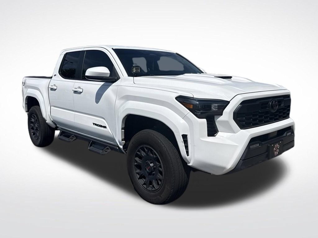 Used 2024 Toyota Tacoma TRD Sport RWD image 1