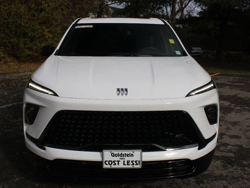 Certified 2025 Buick Enclave Sport Touring w/ Power Package image 2