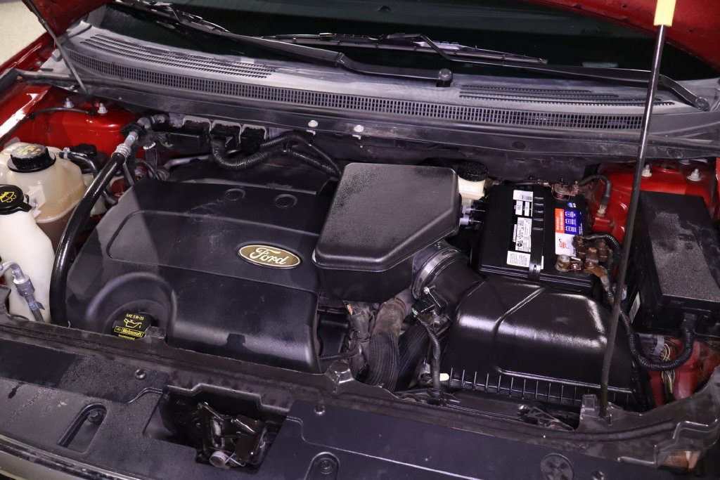 Used 2013 Ford Edge Limited FWD image 32