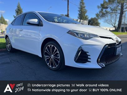 Used 2017 Toyota Corolla SE w/ SE Premium Package