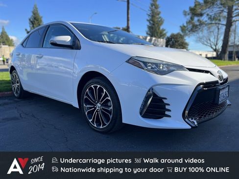 Used 2017 Toyota Corolla SE w/ SE Premium Package image 1