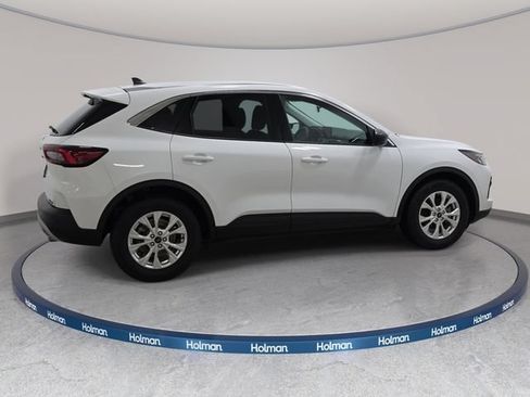 Certified 2023 Ford Escape Active FWD image 4