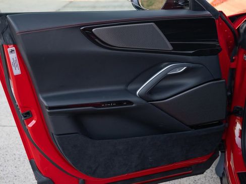 Certified 2025 Ferrari Purosangue image 27