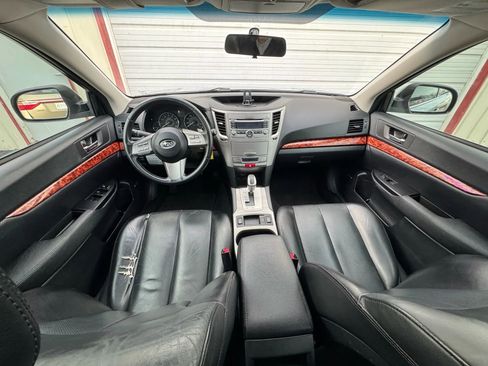 Used 2011 Subaru Legacy 2.5i Limited image 23