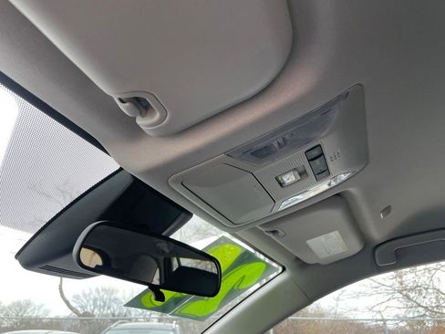 Used 2024 Toyota RAV4 LE image 21