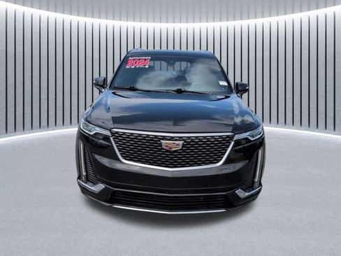 Used 2024 Cadillac XT6 Premium Luxury w/ Technology Package AWD/4WD image 14