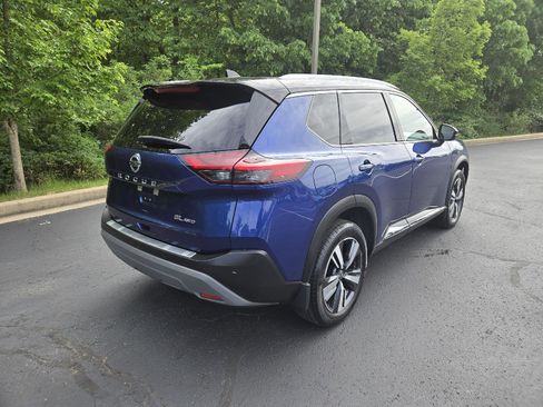 Used 2021 Nissan Rogue SL w/ Premium Package AWD/4WD image 3
