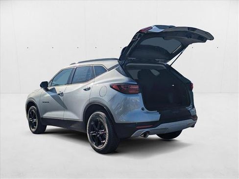 New 2025 Chevrolet Blazer LT w/ Midnight/Sport Edition image 9