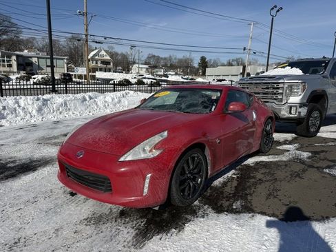 Used 2017 Nissan 370Z Base image 1