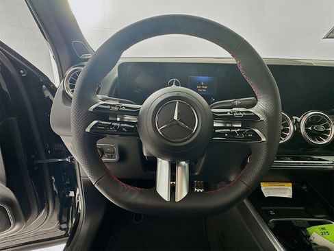 New 2026 Mercedes-Benz GLB 250 GLB 250 image 12