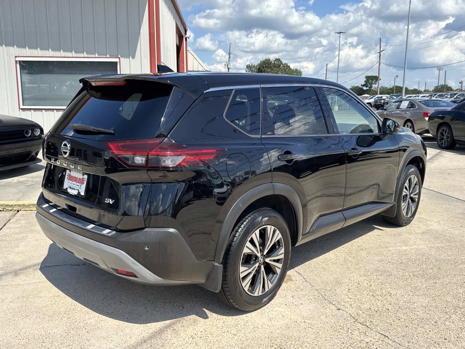 Used 2021 Nissan Rogue SV FWD image 7