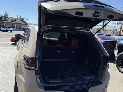 Used 2018 Jeep Grand Cherokee Trackhawk image 17