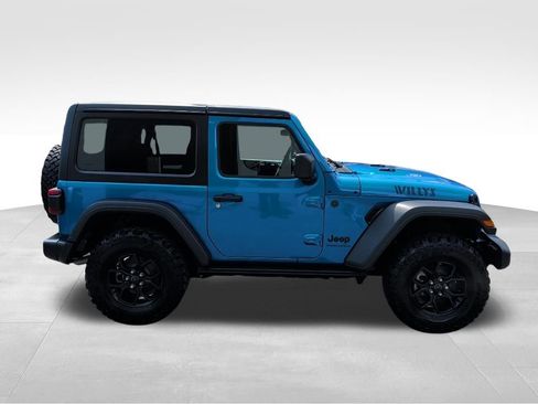 Used 2025 Jeep Wrangler Sport image 6