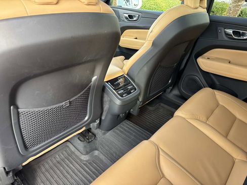 Used 2021 Volvo XC60 T5 Inscription w/ Advanced Package image 13