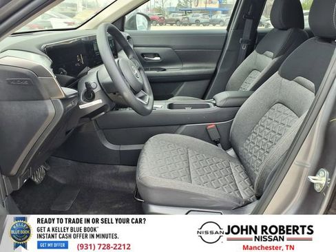 Used 2026 Nissan Kicks SV image 4